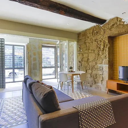 Trendy River Apartment