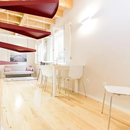 Trendy River Apartment