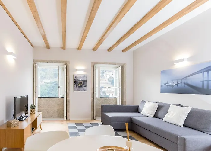 Trendy River * Порту